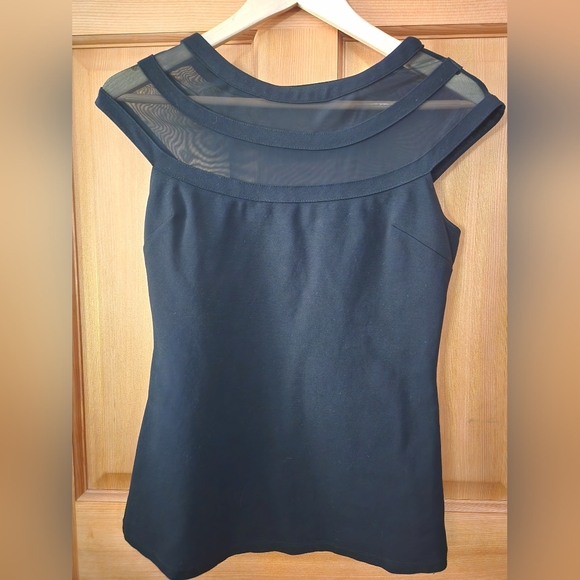 VENUS Tops - Venus Small Top